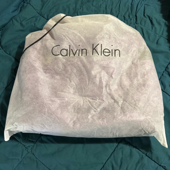 Calvin Klein puffer tote - Picture 6 of 6